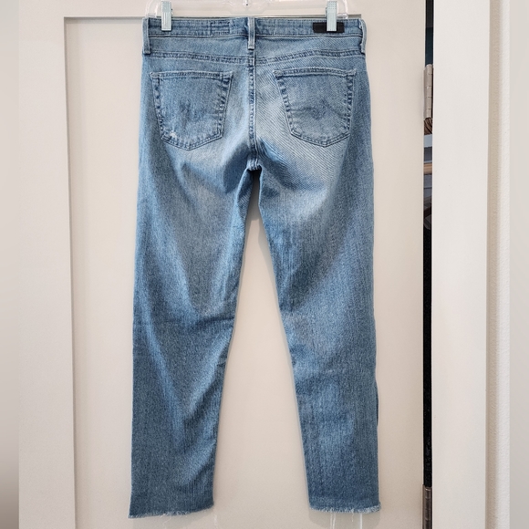 AG the Mid Rise Stevie Capri Slim Straight Distressed Size 28 - Picture 8 of 13